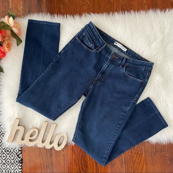 Levi’s Mid Rise Skinny Jeans Dark Wash Size 12 - Picture 1 of 8
